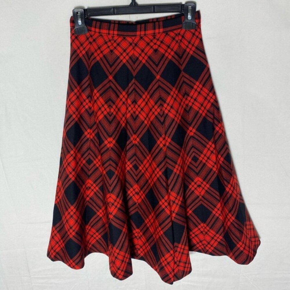Vintage Highland Queen Red Black Plaid Virgin Wool Below Knee Skirt XS